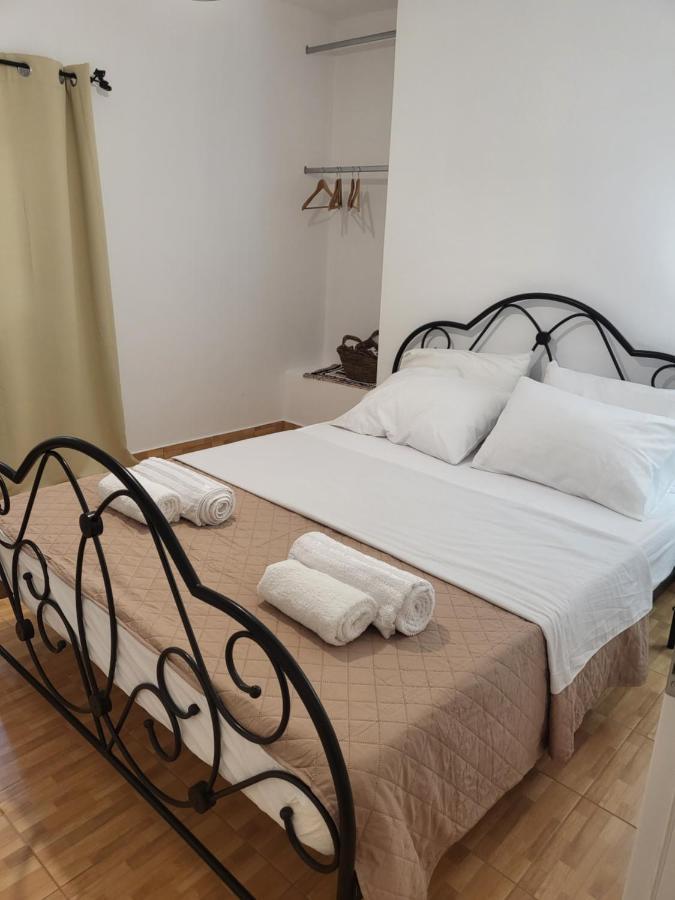 Houlia Home Διαμέρισμα Με Δωρεάν Χώρο Στάθμευσης Steniaí Esterno foto